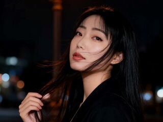 naked camgirl BeIIaDiana