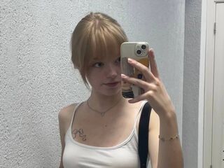 beautiful cam girl DonetteOkada