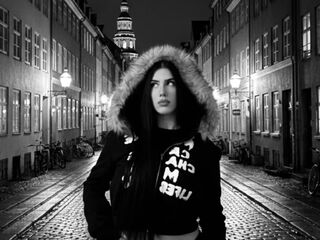 strip show HazelHayese