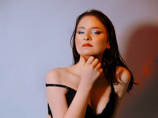 hot cam show KiraClair