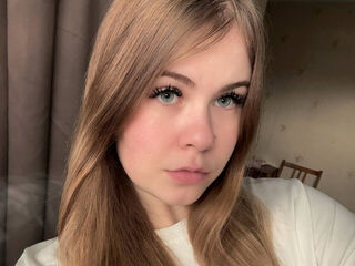 Kinky webcam LarondaManatt