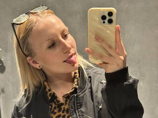 camgirl porn web cam LucilleWiste