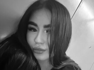 hot web cam show YevetteStreeper