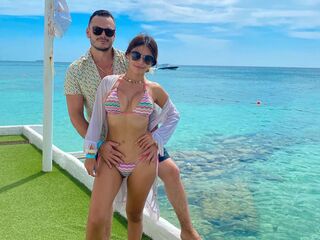 porn web cam LyndaAndAntony