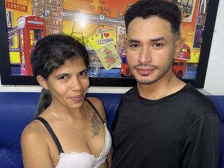 closeup livecam MarceAndLucas
