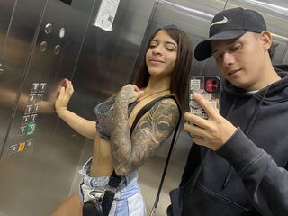 cam couple chat PerlaAndTito