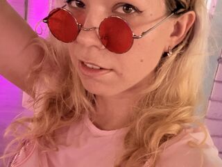 ass spanking webcam show AlexysLuna