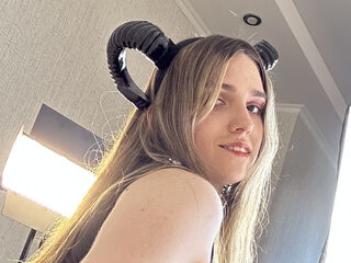 hot naked webcam girl AaliceWalter