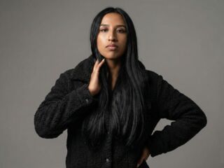 camgirl chat room AdaharaBanks