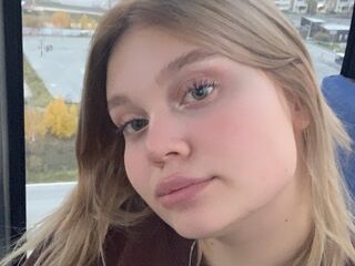 chat room webcam picture AdeleBaile