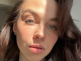 camslut fingering pussy AdrianFalcione