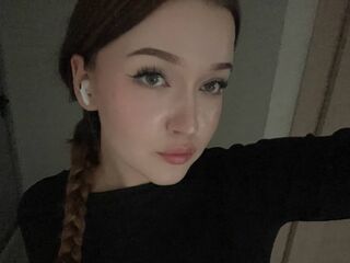 nude webcam girl picture AiJanowski