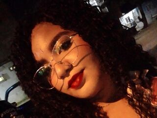 web cam live AishaBlanco