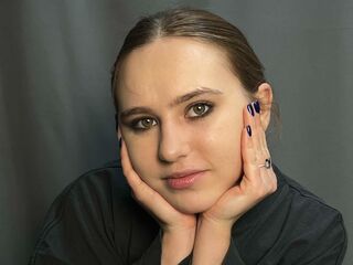 hot girl sex webcam AlanaHowlett