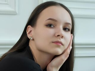 girl topless chat AlbinaRushenberg