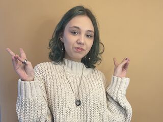 camgirl masturbating with vibrator AleciaSnow