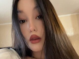 camgirl fingering wet pussy AleshiaCalles