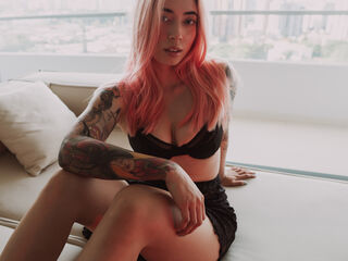 bedroom live webcam AlessaLaurent
