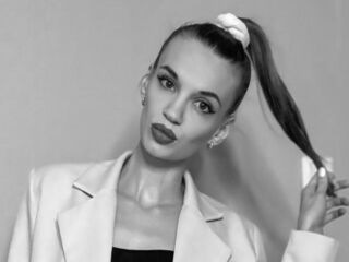 naked girl with cam AlexaSunchez