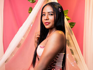 hot cam girl spreading pussy AliceBrunett