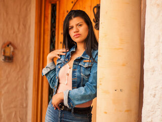 camgirl playing with sex toy AlishaRazat