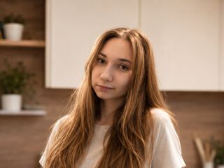 adult videochat room AllieShewmaker