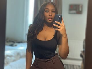 chat room livesex AlynaRoss