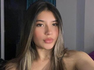voyeur web cam AmberCamacho