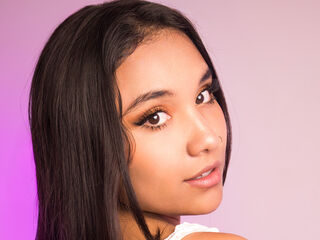 free webcam chatroom AmelieColman