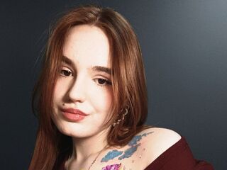 cam girl masturbating with sextoy AmyRass
