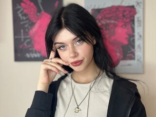 camgirl showing tits ArletteAtkins