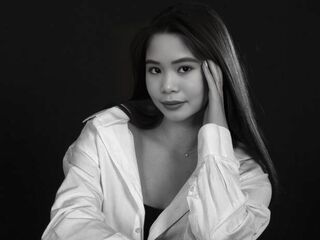camgirl AyaNicole