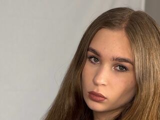 naked girl with webcam masturbating with vibrator BaileyGagnon