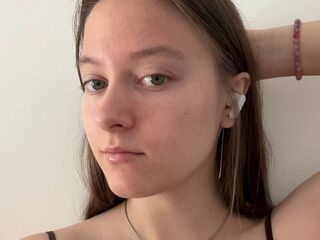 hot cam girl fingering pussy BerthaPinkos
