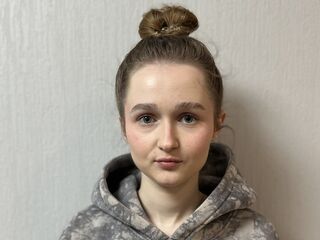 cam girl fingering pussy BethAustin