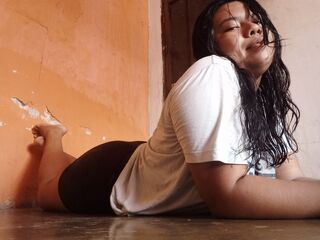 streaming live webcam BetzabeConti