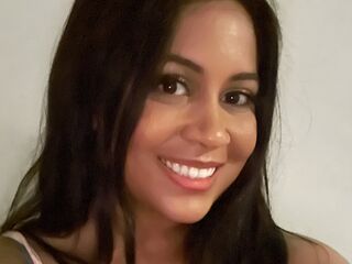 hot strip tease webcam BiancaSage