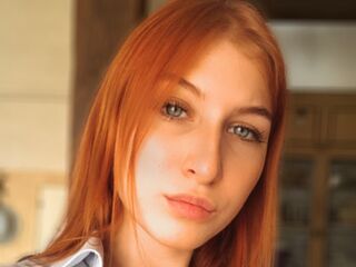 cam girl playing with sextoy BonnieCrook