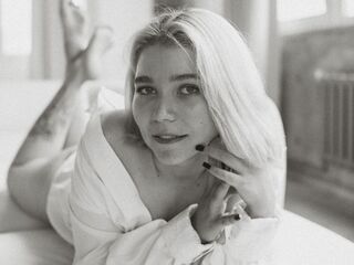 cyber sex chat BreanaAlosta