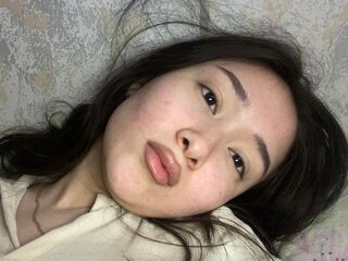 camgirl masturbating with sextoy BrookePratts