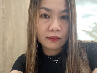 shower CamillaRobinson