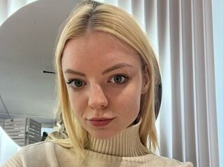 hot chat room CarlenePattie