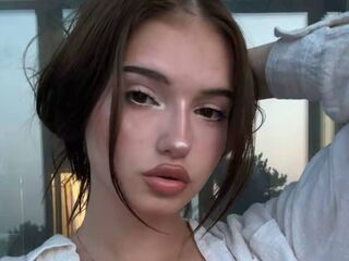 spy web cam CarlosRayna