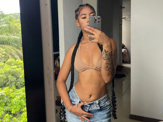 hot girl cam photo CarolineCartson