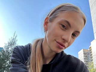 livecam picture CatherynBigger