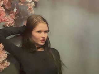 chat room free CharisseChappel
