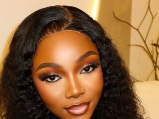 cam girl fingering pussy CharityCee