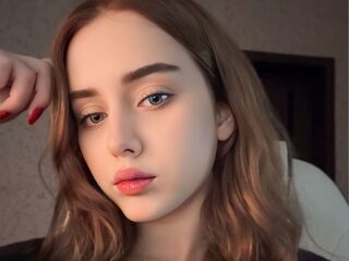 shaved pussy cam ChelseaCarl