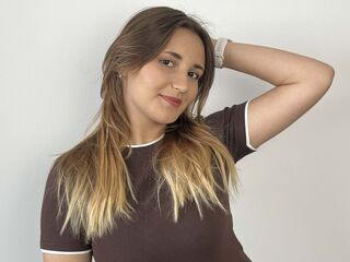 cam slut chat room ChiekoNogueira