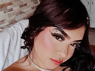 camgirl playing with sextoy ChloeCosta